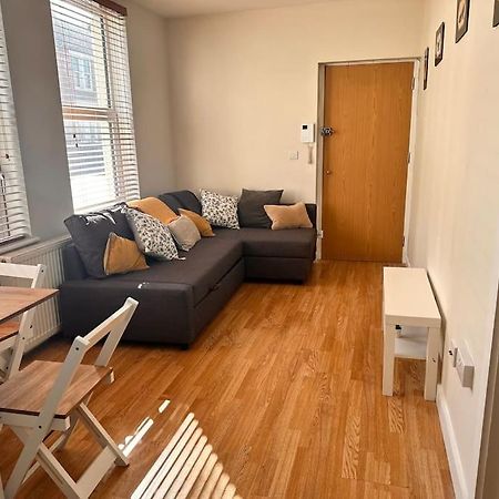 2 Bedroom Apartment In Se13 London Ngoại thất bức ảnh