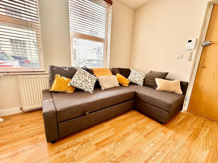 2 Bedroom Apartment In Se13 London Ngoại thất bức ảnh