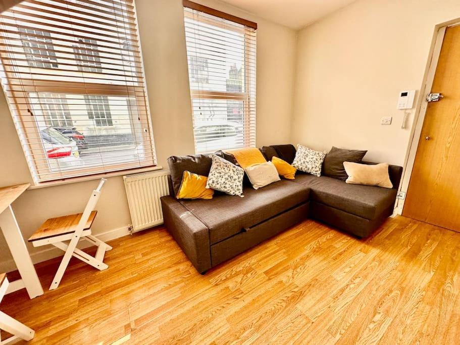 2 Bedroom Apartment In Se13 London Ngoại thất bức ảnh